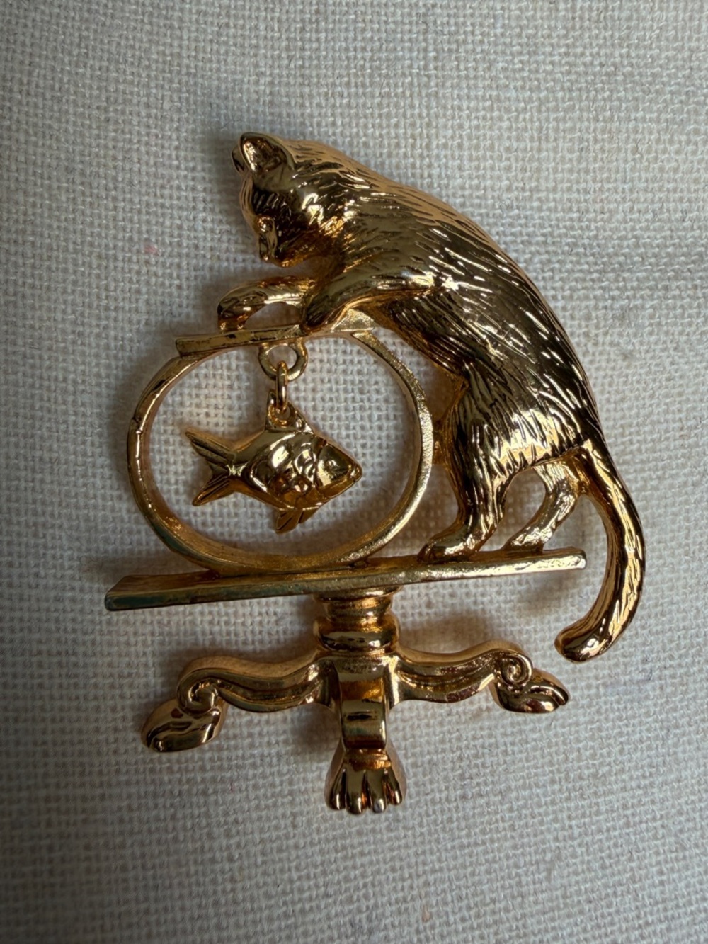 Vintage Gold Cat and Fish Articulated Brooch Pin